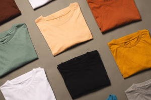 Read more about the article Custom Corporate T-Shirts as Employee Incentives and Rewards